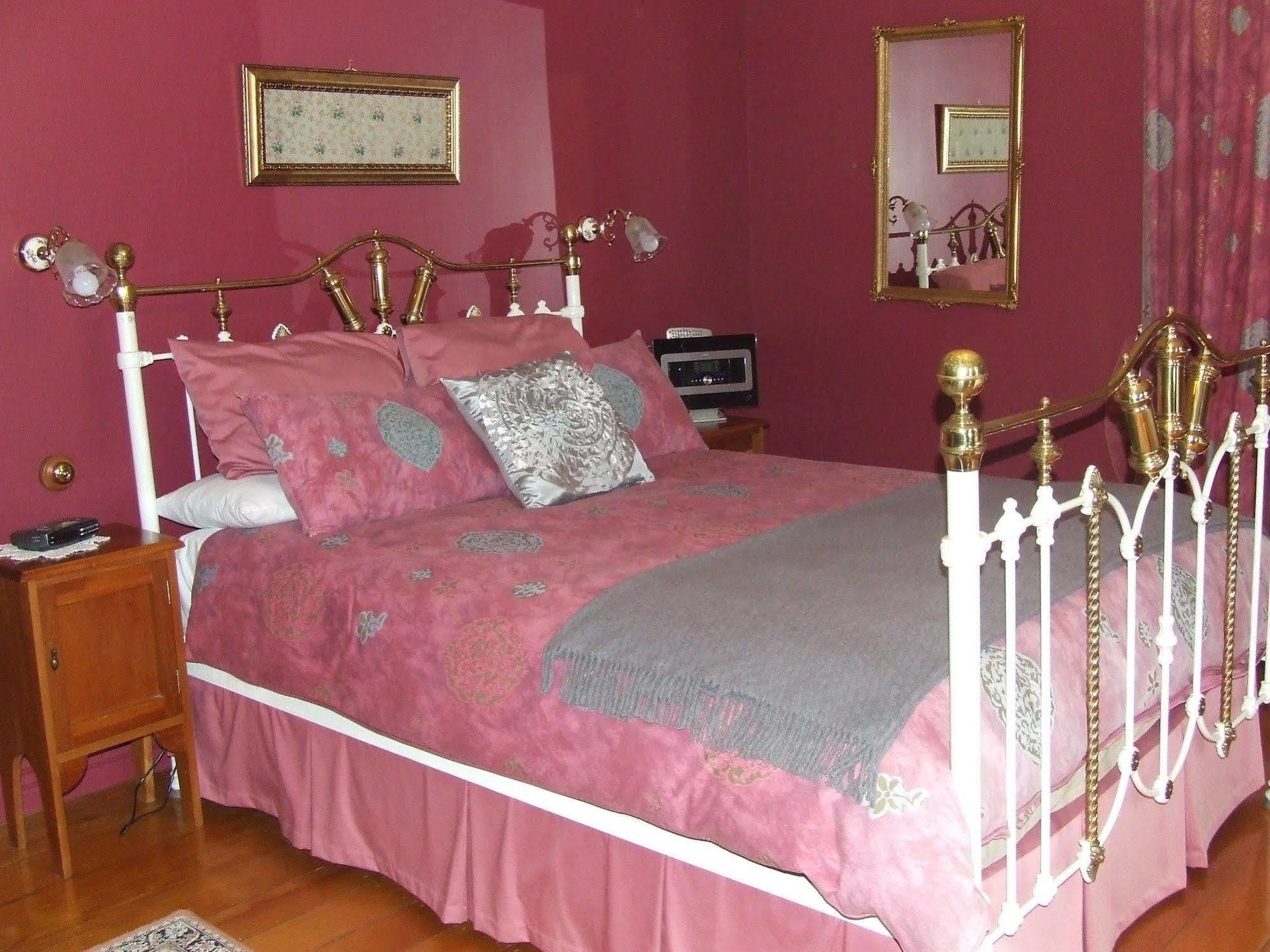 Tairoa Lodge & Cottage Hawera Zewnętrze zdjęcie