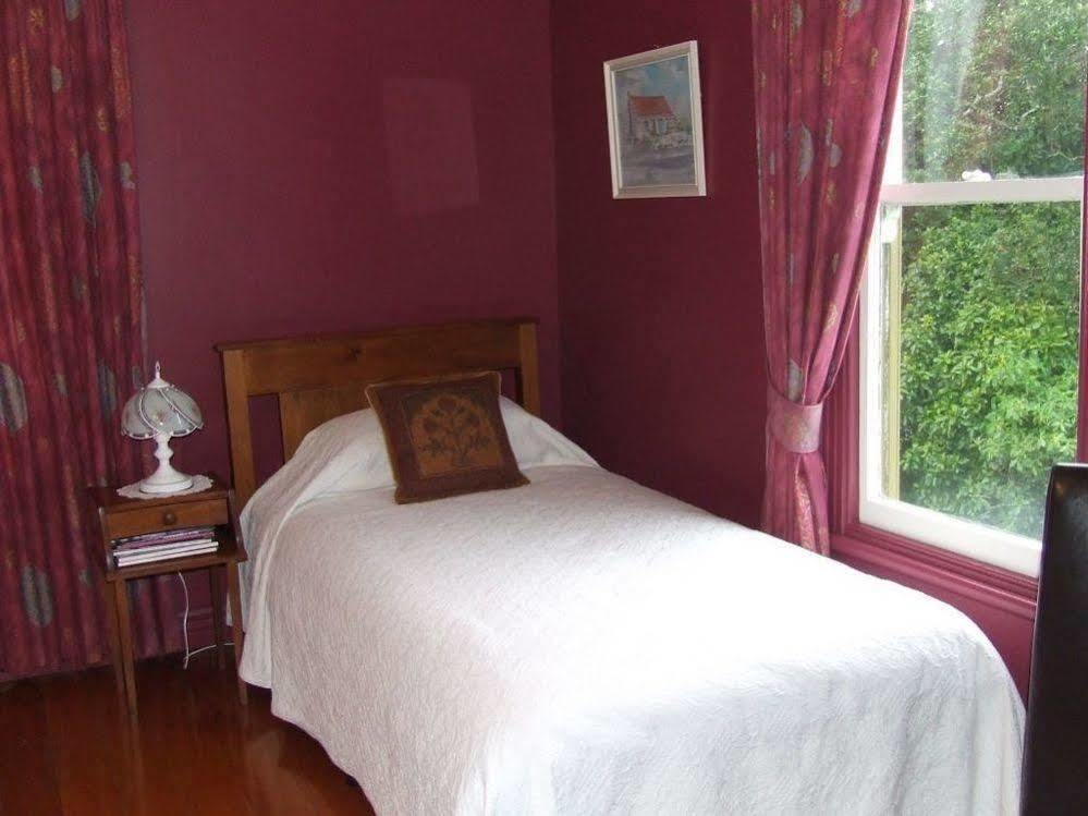 Tairoa Lodge & Cottage Hawera Zewnętrze zdjęcie