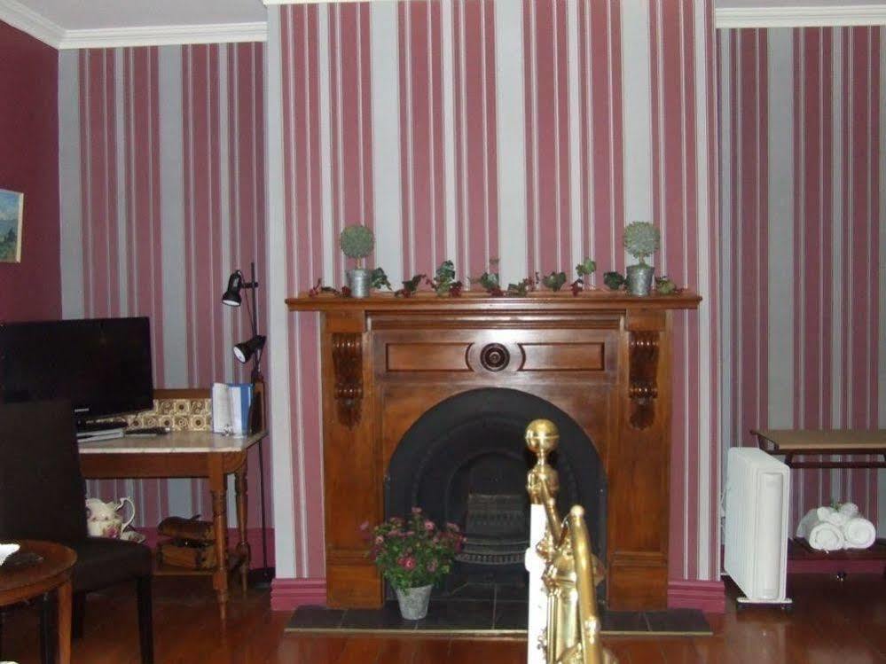 Tairoa Lodge & Cottage Hawera Zewnętrze zdjęcie